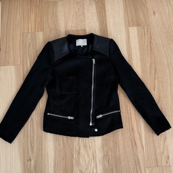Iro Women's Size 1 Black Leather Shoulder Patches Phoebe Moto Jacket Jacket - Picture 9 of 14